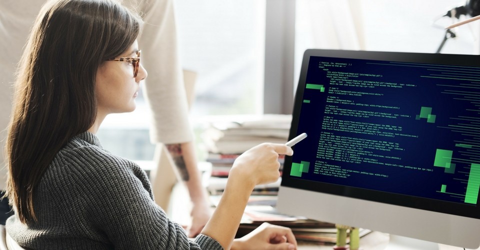 How Does Python Web Development Compete With PHP?